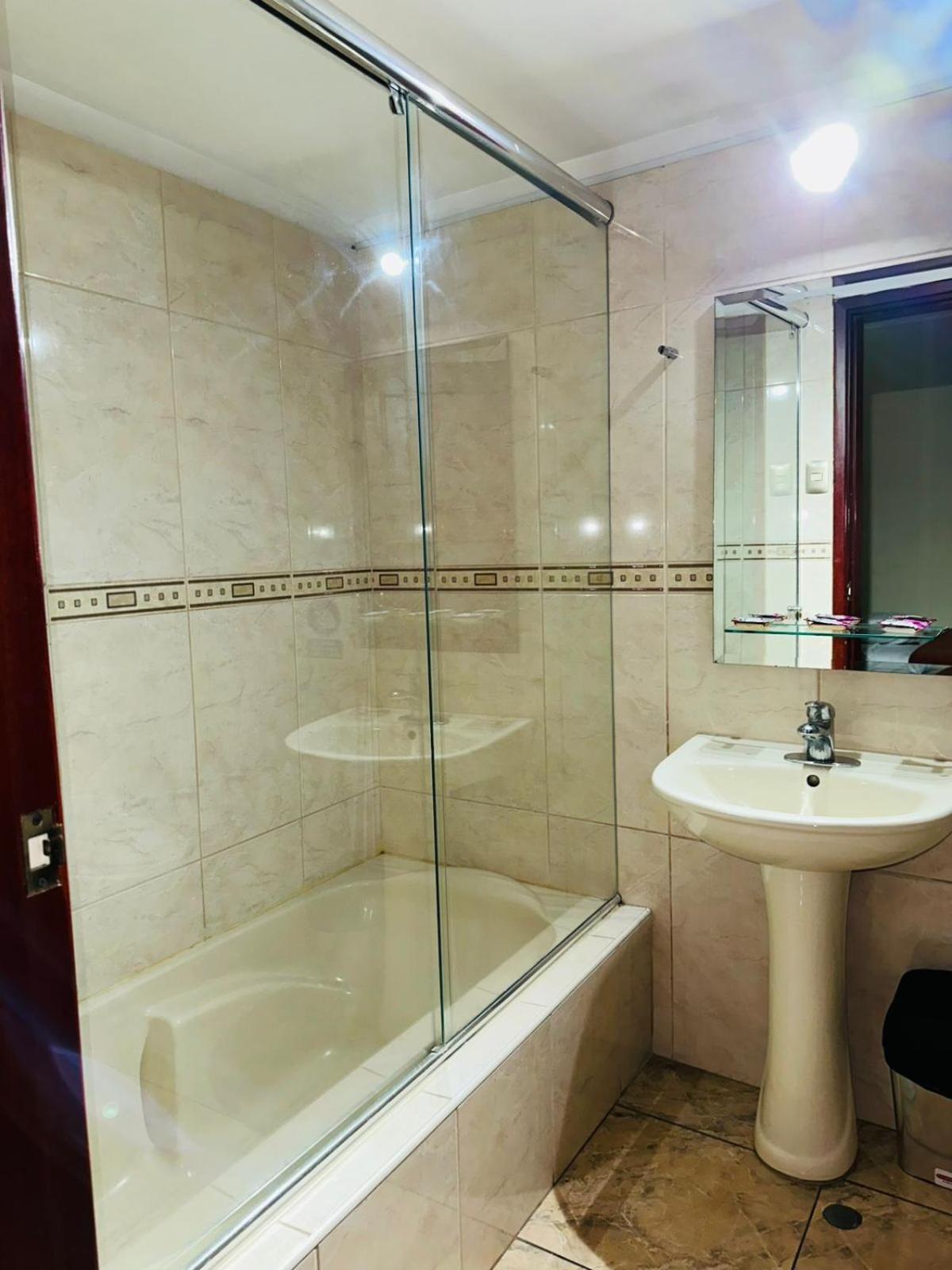 Hotel Continental Лима Экстерьер фото