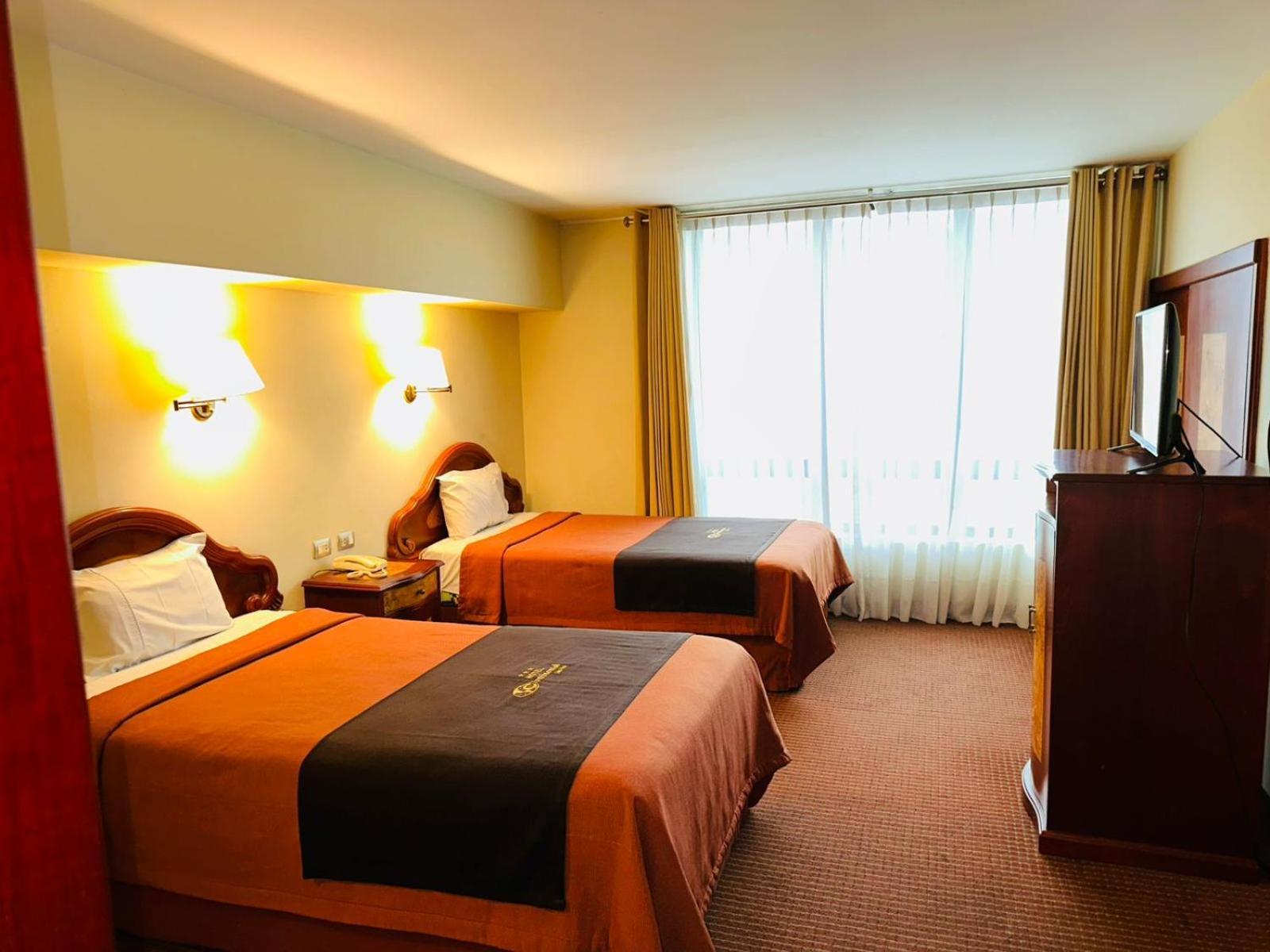 Hotel Continental Лима Экстерьер фото