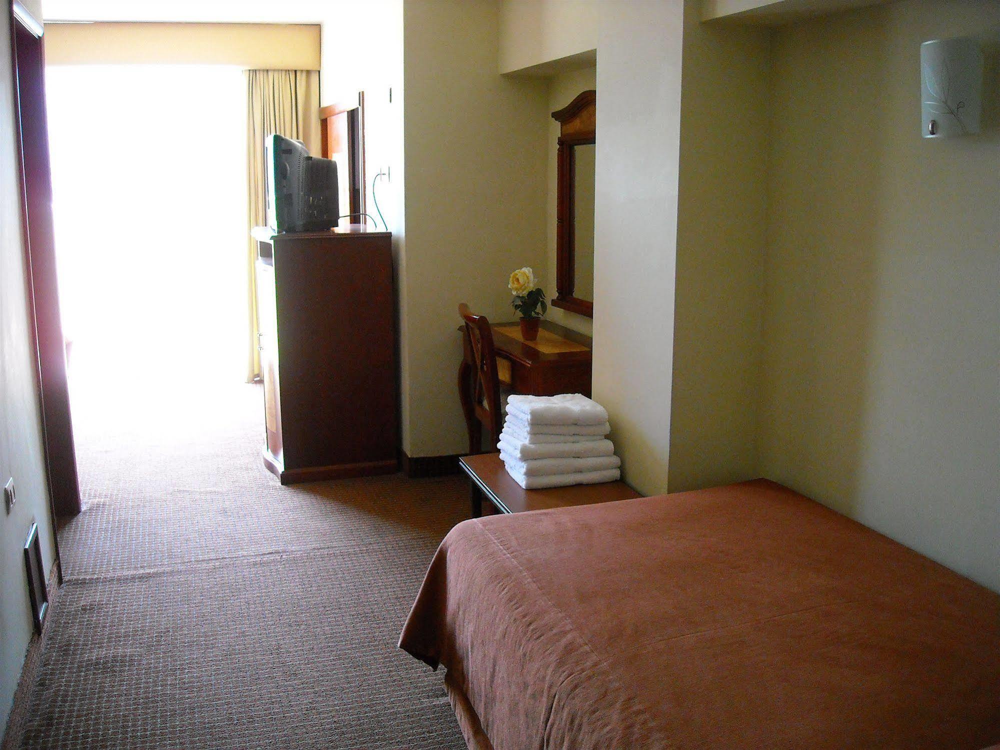 Hotel Continental Лима Экстерьер фото