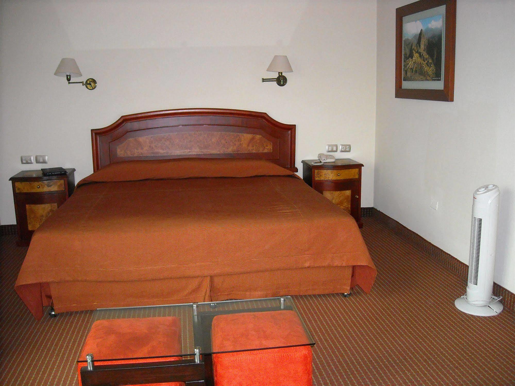 Hotel Continental Лима Экстерьер фото